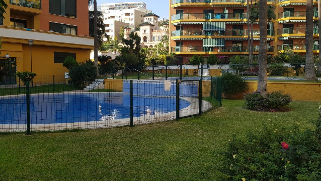 Impresionante Primera Linea De Playa, Bajondillo Beach Torremolinos Esterno foto