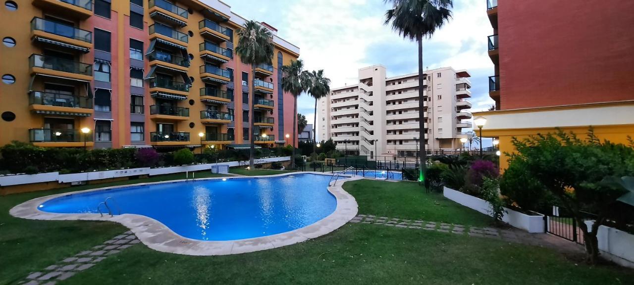 Impresionante Primera Linea De Playa, Bajondillo Beach Torremolinos Esterno foto